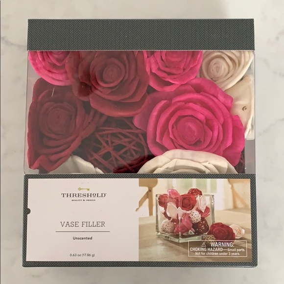 Vase Filler